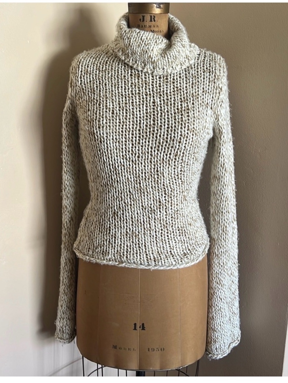My Life Y2K Wool Blend Cream Gold Bell Sleeve Turtleneck Sweater L